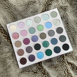 *SOLD* Custom Aurora struck palette